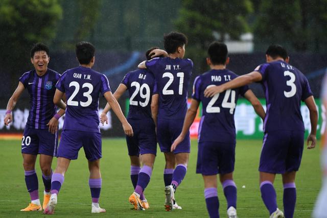 瓜帅：若冒犯到穆帅我道歉 但他有3个冠军我有6个