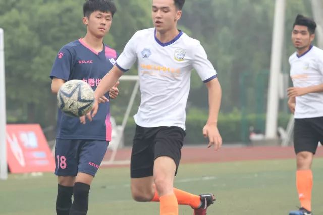 给力！中国三人男篮力克世界第1 张宁独揽11分